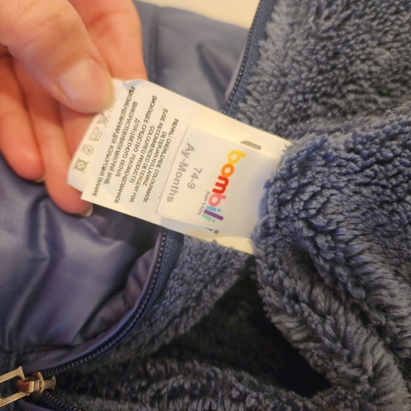 The infant snowsuit  - Picture 4 of 15